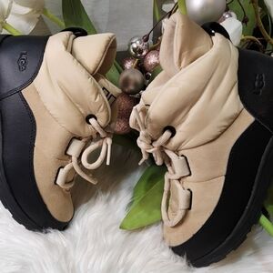 Ugg MUSTARD SEED UGG 1143780K YOSE PUFFER LACE-UP LEATHER Women BOOTS Size7